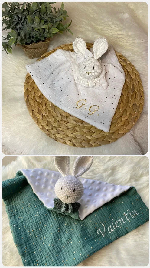 Lola le lapin - doudou personnalisé